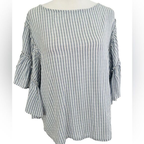 Chelsea & Theodore blue/white striped relaxed fit top, ruffled sleeves size M. - Picture 1 of 8